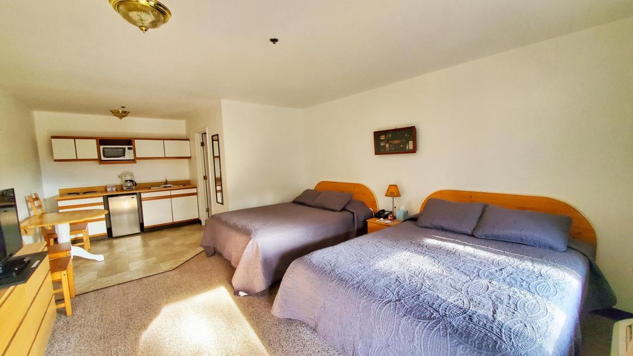 Corral Creek Lodge เคิร์นวิลล์ ภายนอก รูปภาพ