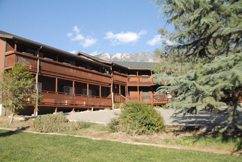 Corral Creek Lodge เคิร์นวิลล์ ภายนอก รูปภาพ